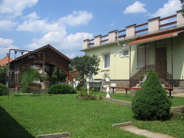 Apartament Kovacs Vendeghaz Mátraderecske Zewnętrze zdjęcie