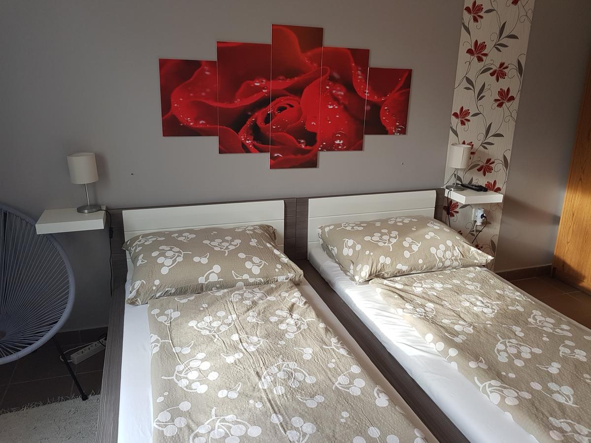 Apartament Kovacs Vendeghaz Mátraderecske Zewnętrze zdjęcie